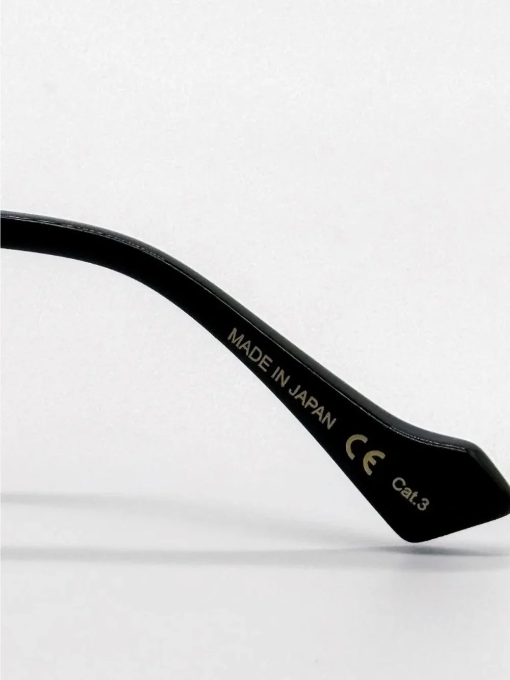 NEW GUCCI SUNGLASSES GG0743S 001 GOLD/GRAY AVIATOR UNISEX GUCCI EYEWEAR